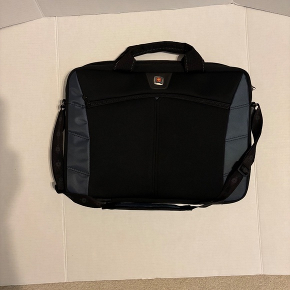 Swiss Gear Computer Bag Laptop 16'' w/Adjustable Strap Slim Case Black & Blue - Picture 2 of 4